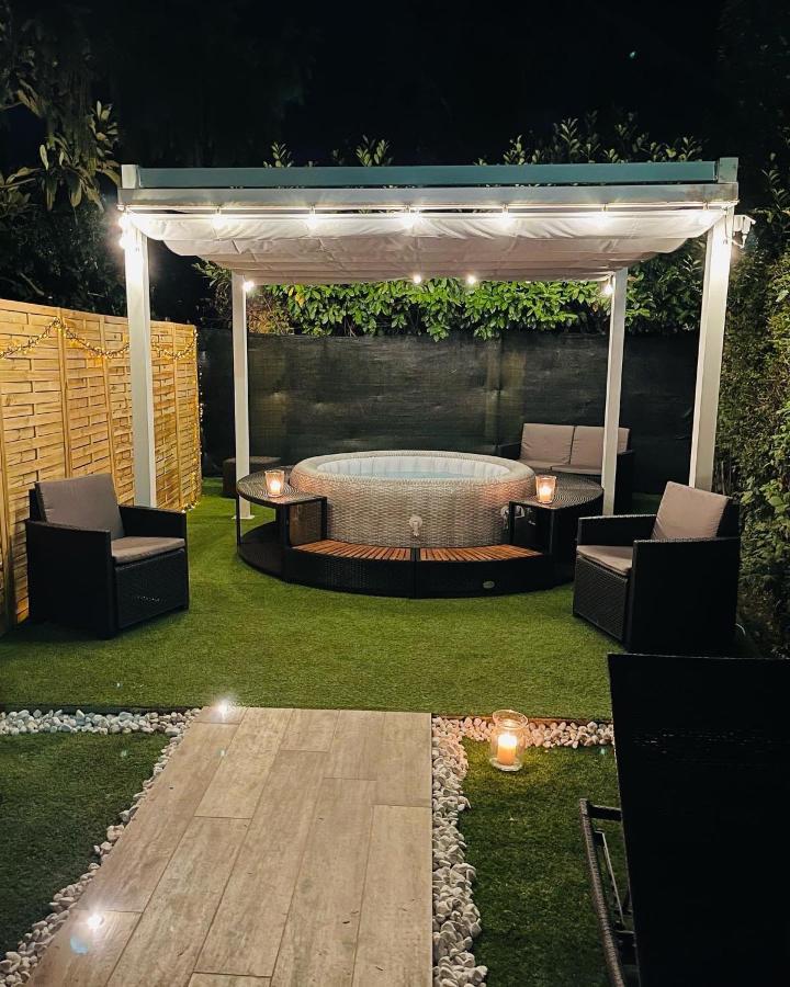 L'Infinito Residence Castelvetro Piacentino 外观 照片