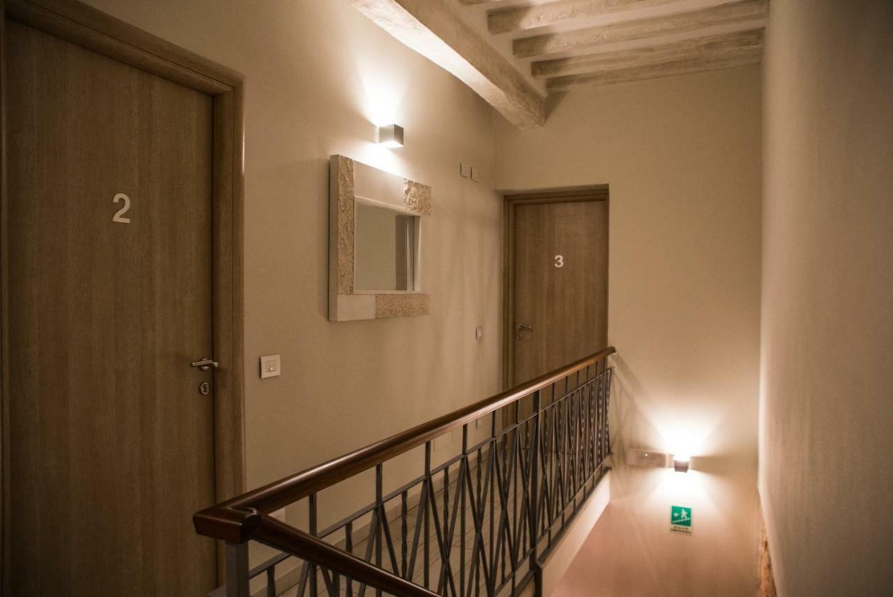 L'Infinito Residence Castelvetro Piacentino 外观 照片